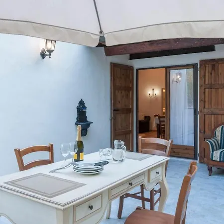 Villa Ca' Paolo 8, Emma Cagli