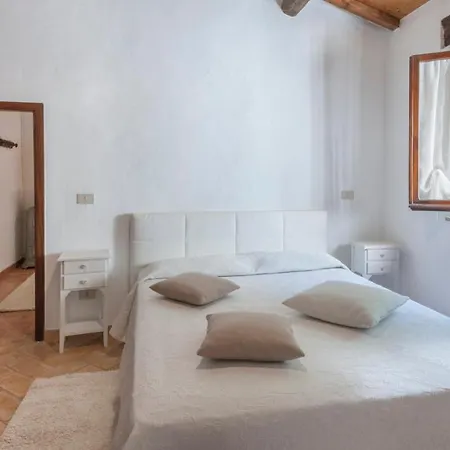 Villa Ca' Paolo 8, Emma *