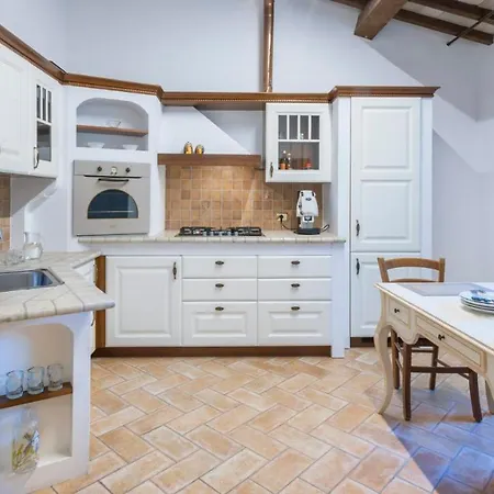 Villa Ca' Paolo 8, Emma *